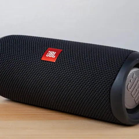 Northstar portable room speaker